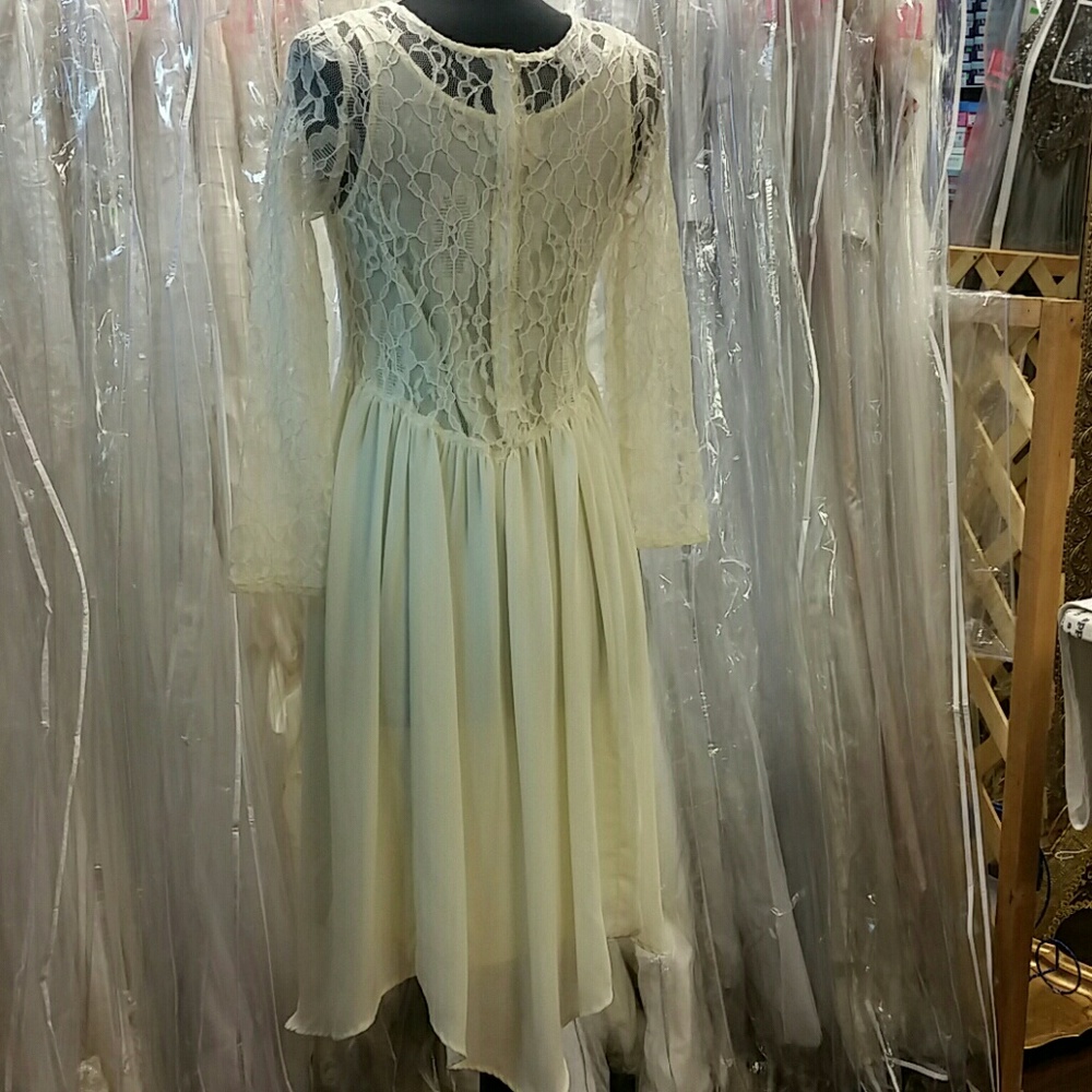 Ivory Cream Dress - Picture 5 of 5
